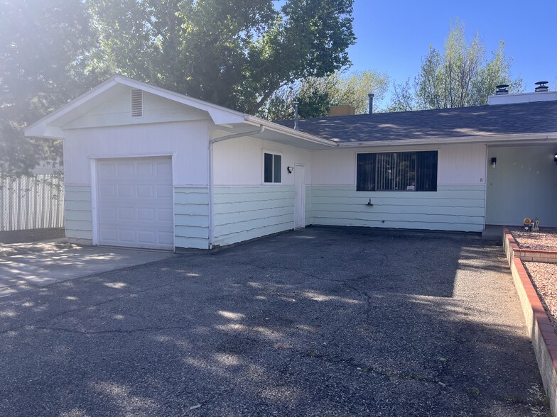 Primary Photo - 3253 Castaneda Dr