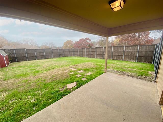 Building Photo - 1531 La Paz Dr