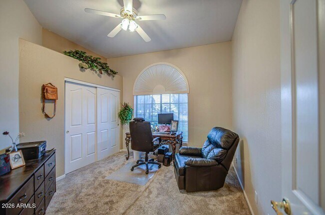 Building Photo - 2201 E Tahitian Way