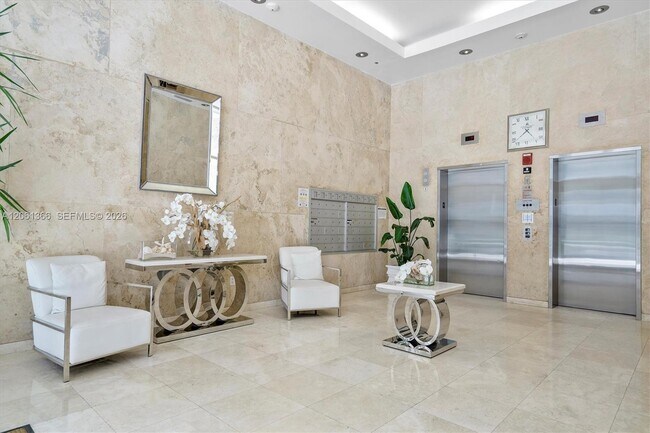 Building Photo - 8911 Collins Ave