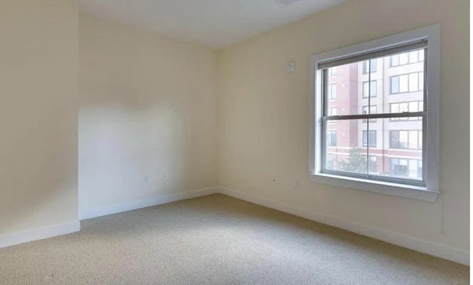 Building Photo - 2237 Fairfax Dr