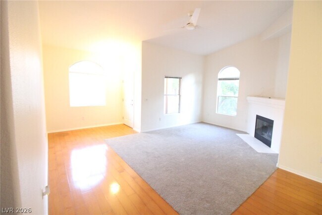 Building Photo - 700 Carnegie St