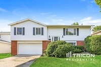 Building Photo - 1712 W Catalpa Ln