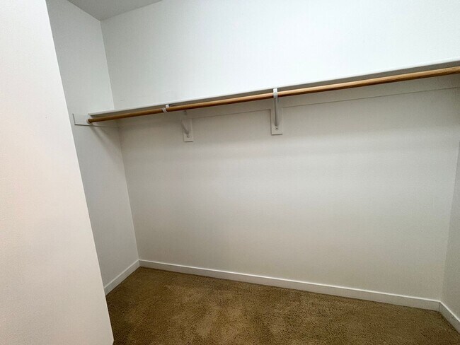 Building Photo - Charming 2BD 2BA Home In Beaverton!!