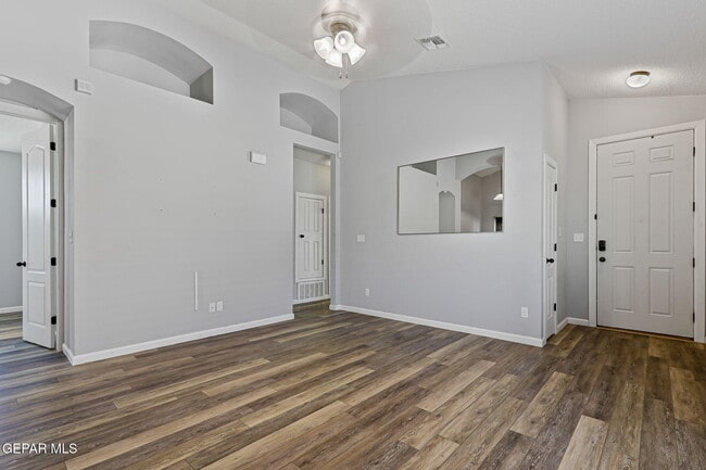 Building Photo - 7213 Copper Trail Ave