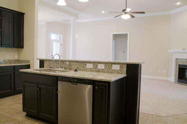 Building Photo - 4811 Spears St