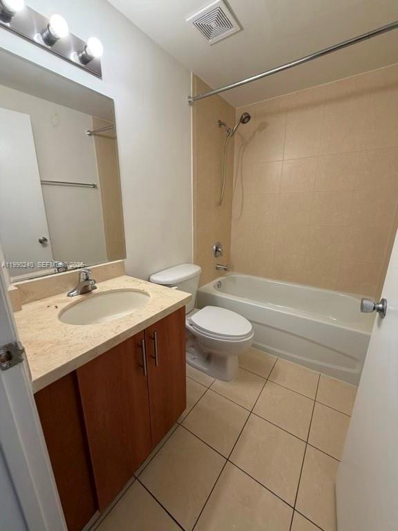 Building Photo - $3,200 1712 sw 2nd Ave #309