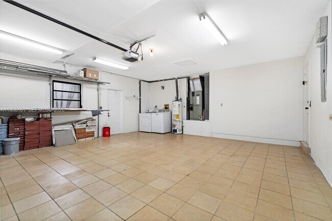 Building Photo - 8460 Menteith Terrace