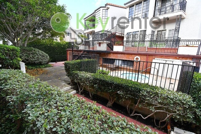 Building Photo - Carlsbad|Orleans East community, La Costa neighborhood | Multi-level Apartment | Enjoy quick acce...