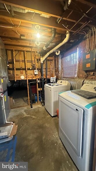 Building Photo - 8111 Brown Ct