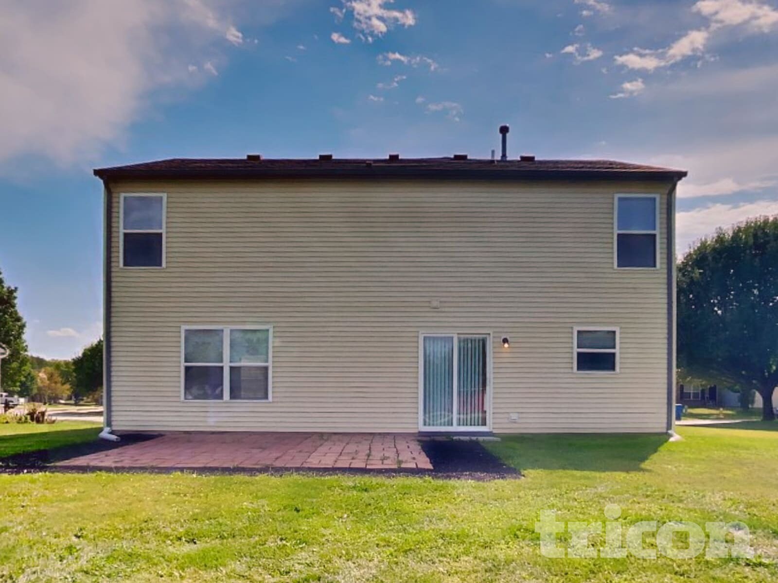 Building Photo - 1356 Blue Ridge Ln