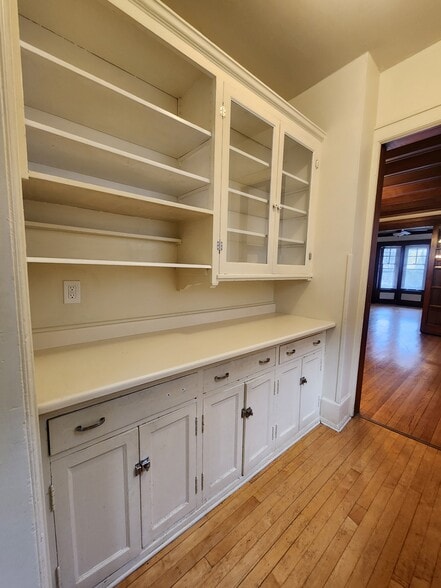 Pantry 1 - 2107 N 51st St