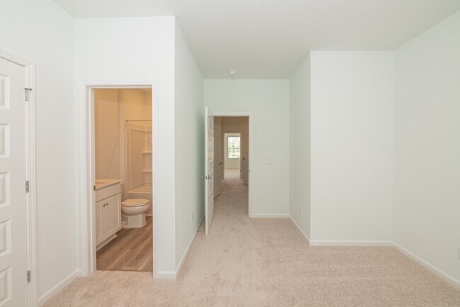 Building Photo - 815 Freston Rd