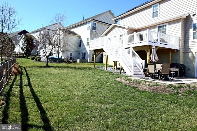 Building Photo - 2716 Lake Forest Dr