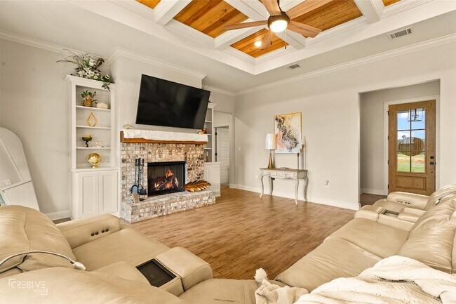 Building Photo - 440 LEGACY Pl