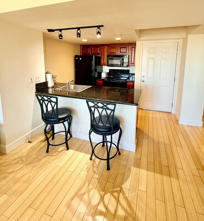 Building Photo - Stunning 11th Floor Luxury apartment in The Belvedere Towers – Downtown Reno Living at Its Finest!