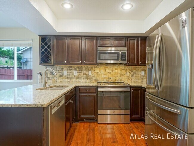 Building Photo - 7320 Allens Park Dr