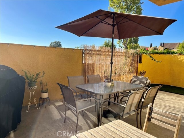 Building Photo - 25712 Le Parc