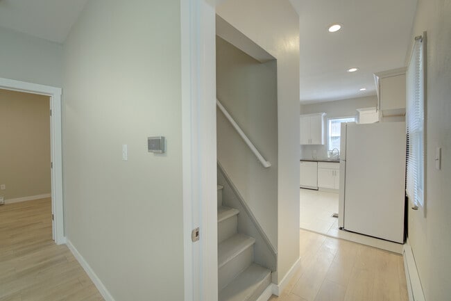 Building Photo - 5232 Brooklyn Ave NE