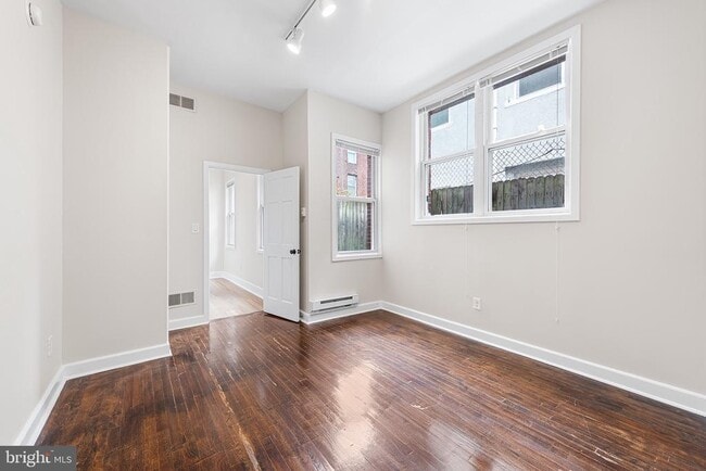 Building Photo - 1614 N 2nd St
