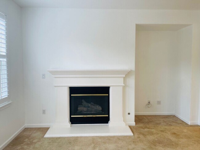 Building Photo - 4285 Bromley Ct