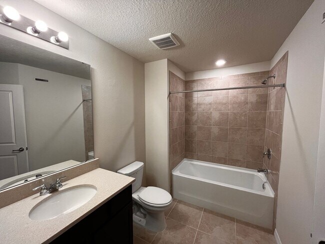 Building Photo - 4508 Sparkling Shell Ave