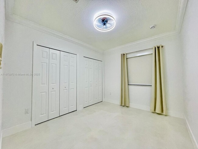 Building Photo - 3105 SW 143rd Ct
