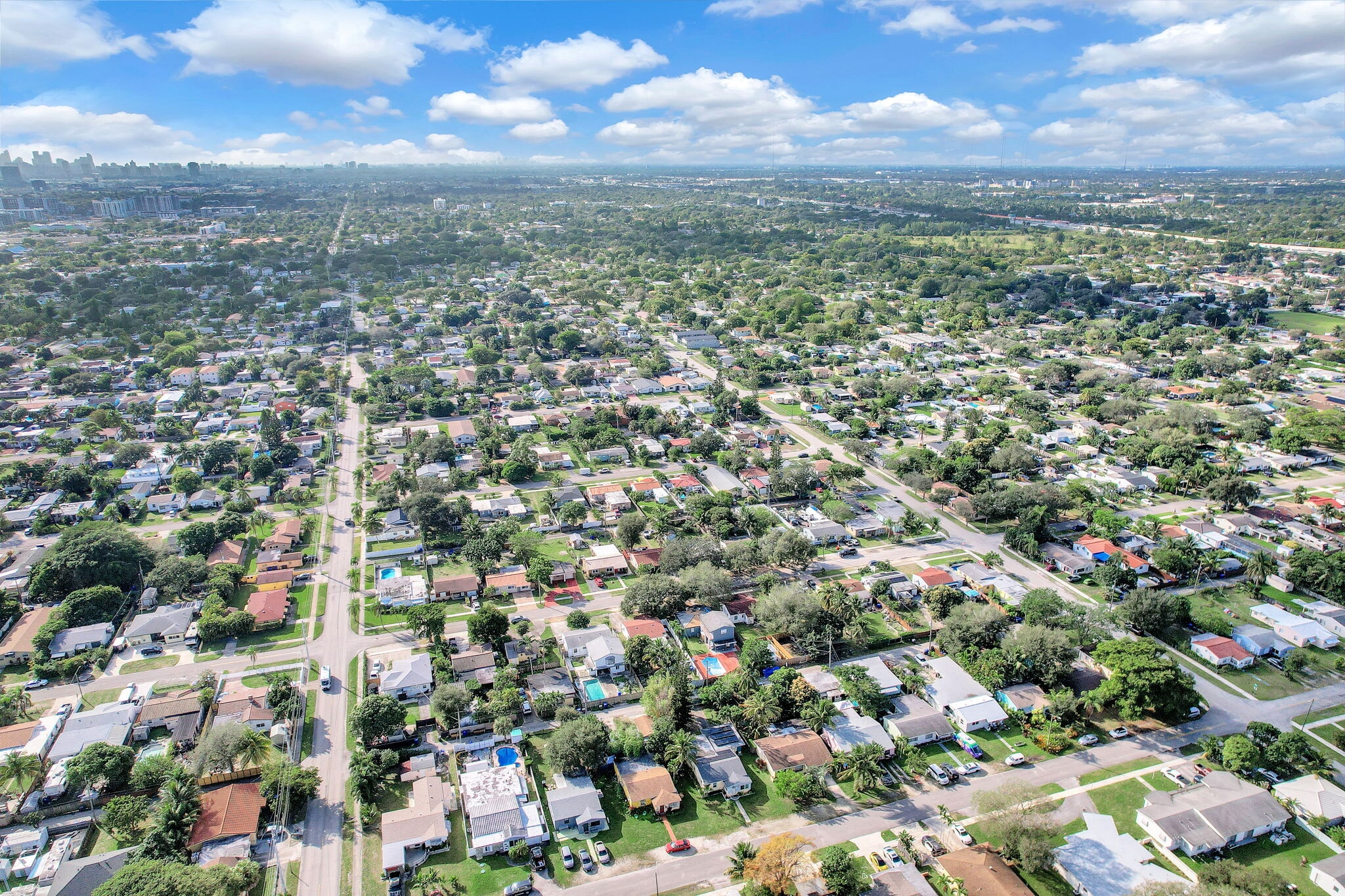 Building Photo - 2419 Coolidge St