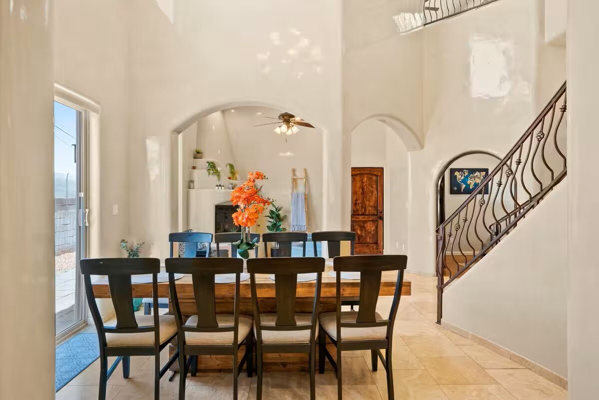 Building Photo - 2409 Rice Ave NW