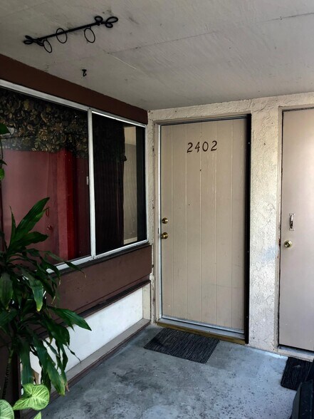 Facade - 212 S Kraemer Blvd