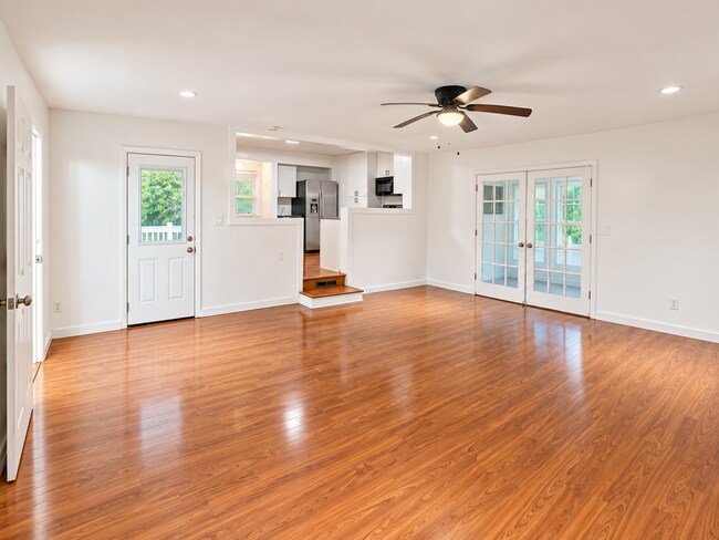 Building Photo - 2579 Bonnybrook Dr SW
