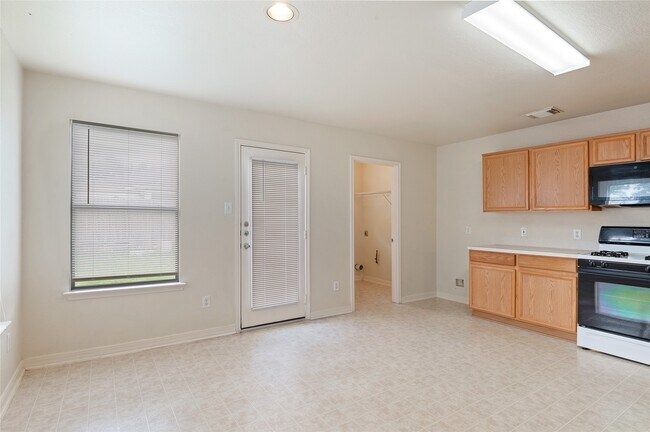 Building Photo - 29522 Legends Stone Dr