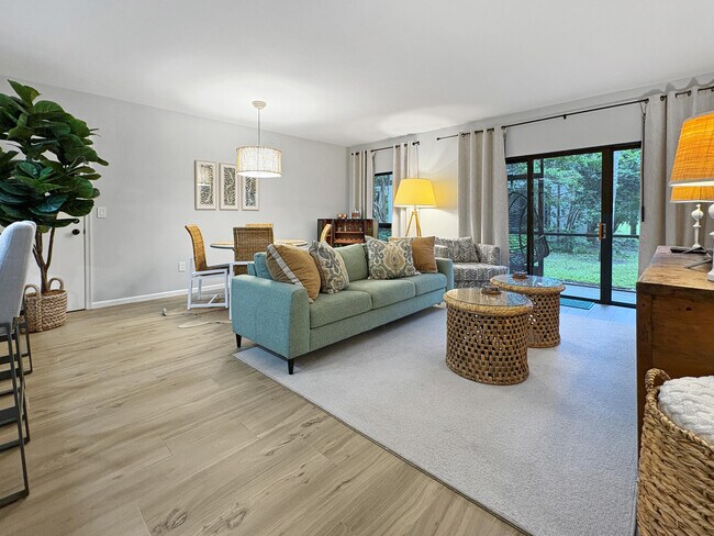 Building Photo - 13334 Polo Club Rd