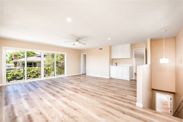 Building Photo - 804 Avenida Presidio