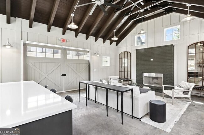 Building Photo - 138 Chestnut Cir