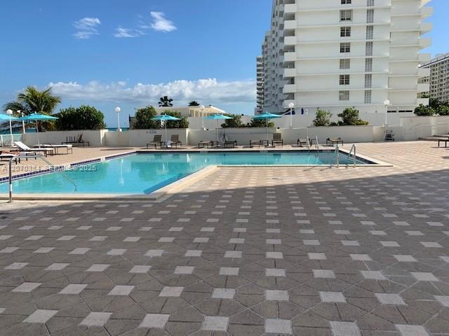 Building Photo - 5701 Collins Ave