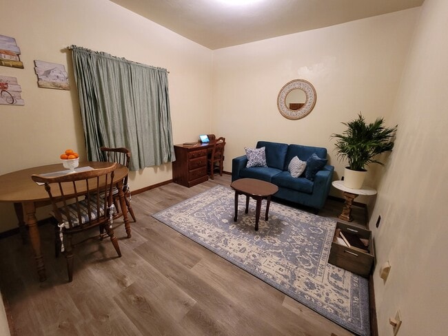 Building Photo - 186 Grand Ave