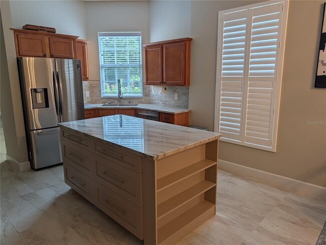 Building Photo - 1181 Athlone Way