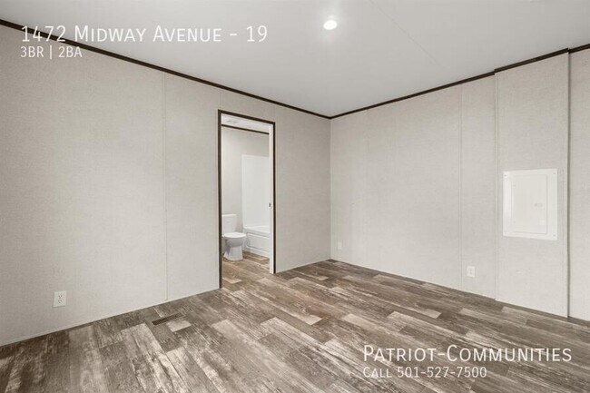 Building Photo - 1472 Midway Ave