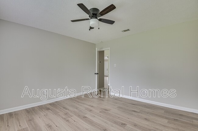 Building Photo - 4529 Caliburn Way