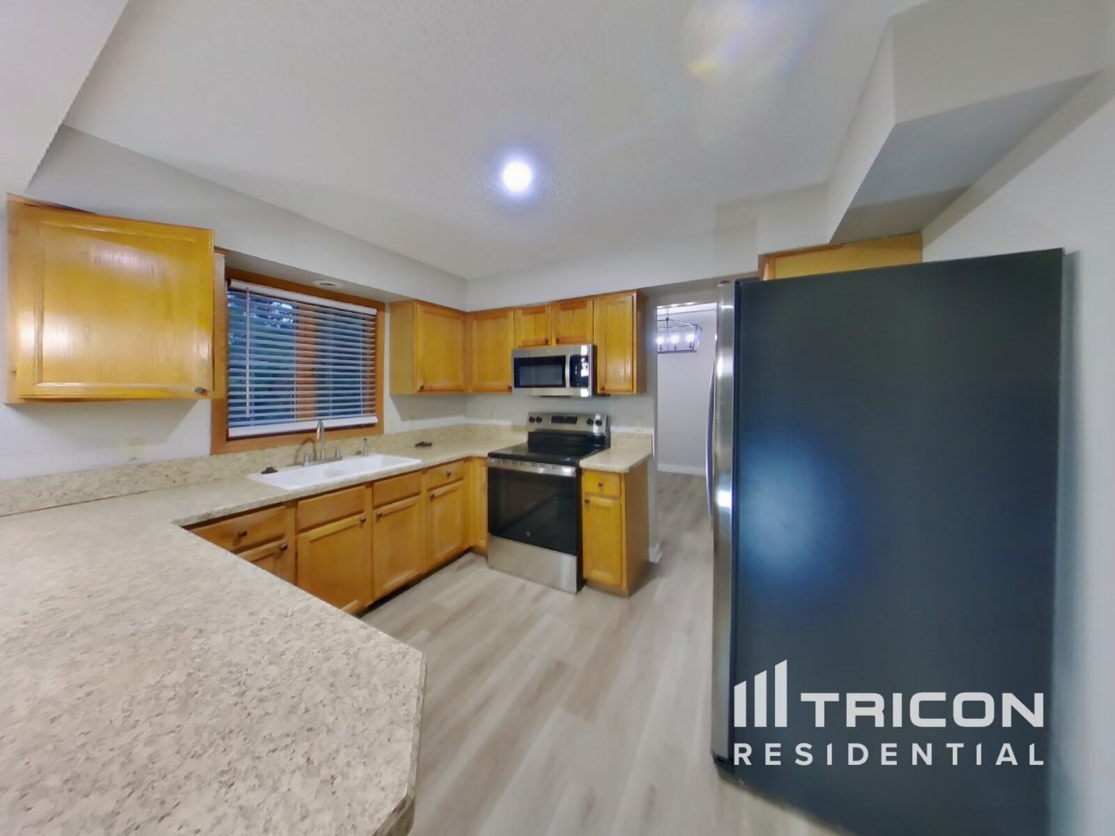 Building Photo - 13537 Dellwood Ct