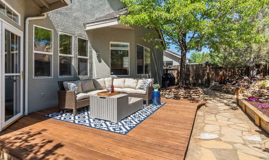 Building Photo - 10345 Coyote Creek Dr
