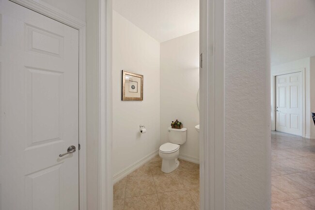 Building Photo - 9134 Chula Vista St
