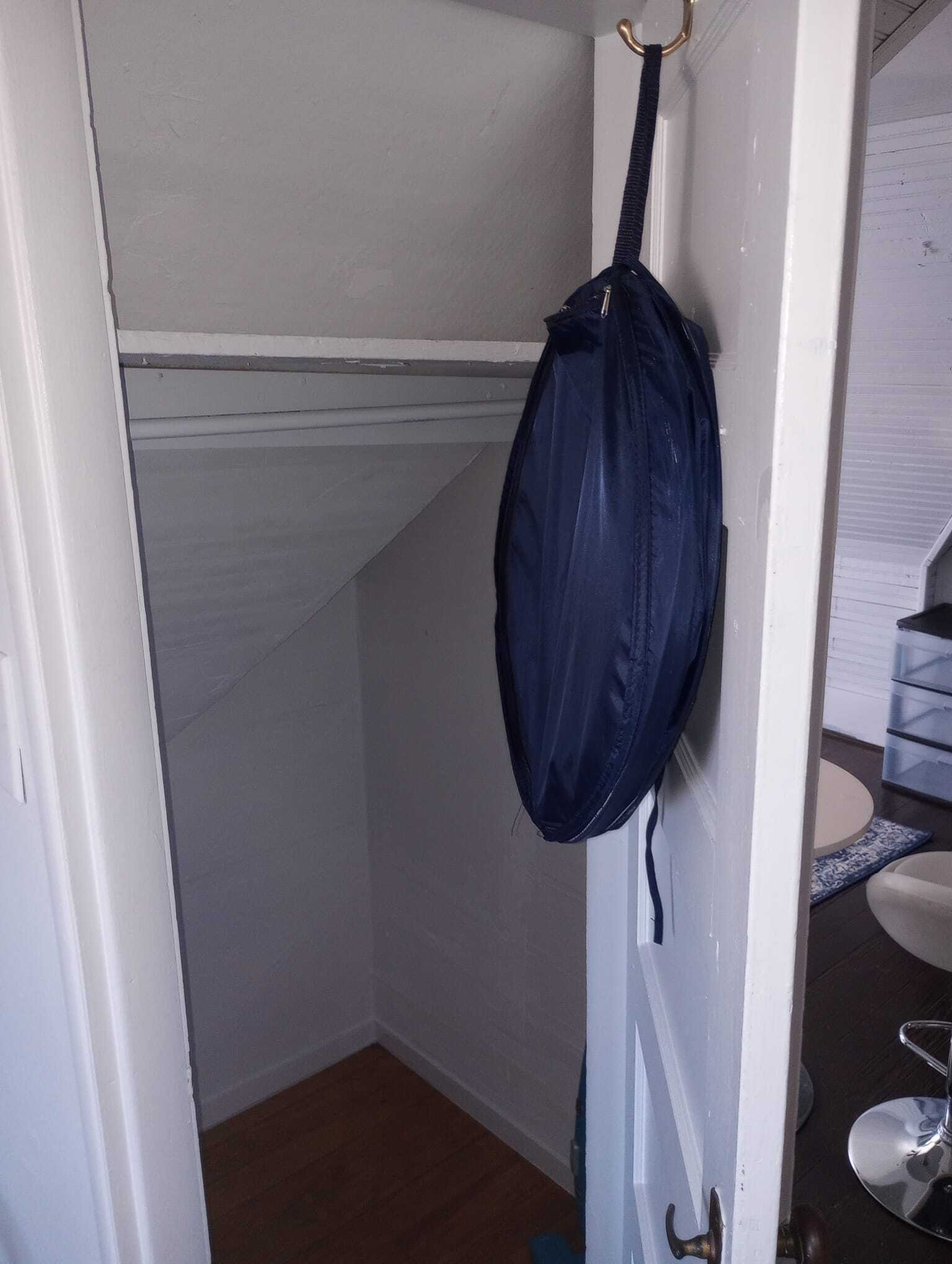 Building Photo - 805 N Leverett Ave