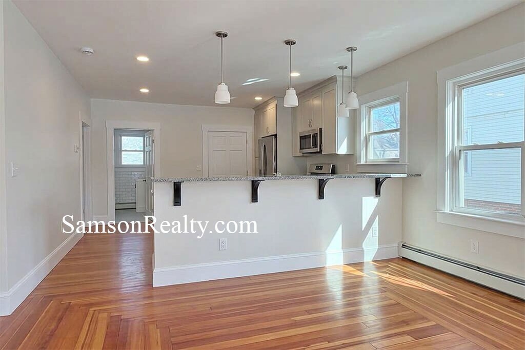 Building Photo - 178 Hillside Ave