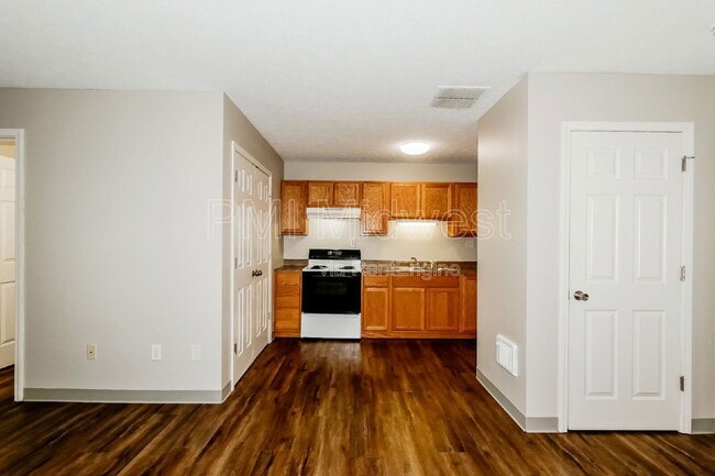 Building Photo - 1702 W Michigan St