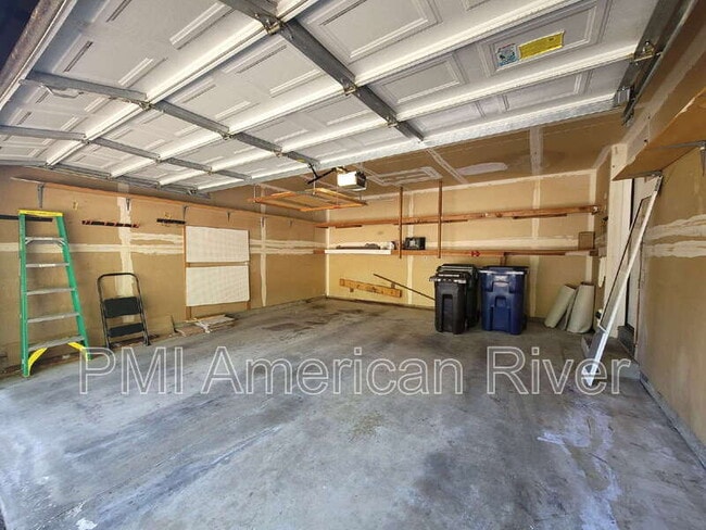 Building Photo - 6517 El Cabo Ct