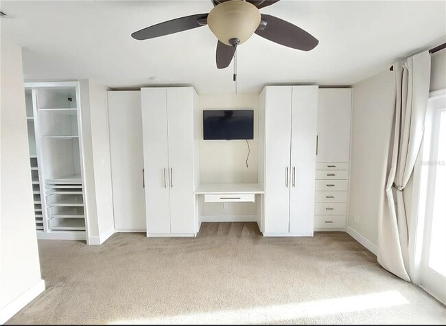 Building Photo - 3739 Pompano Dr SE