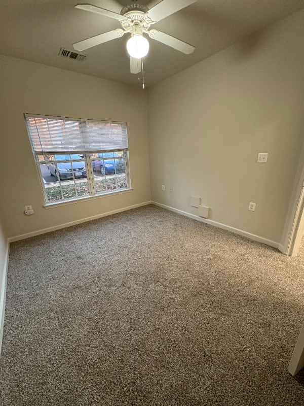 Building Photo - 1005 Weybridge Ct