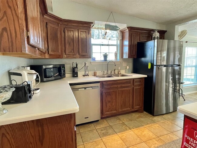 Building Photo - 308 Parkview Rd